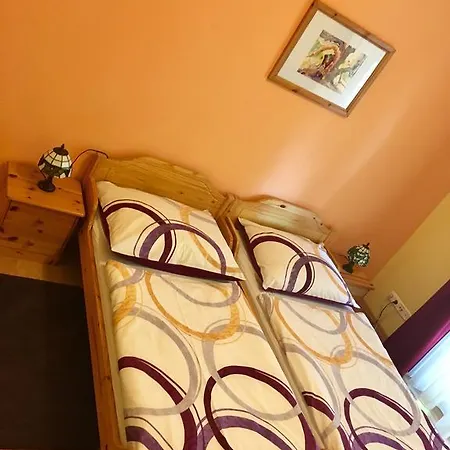 Vendégház Napkorong Fogado Es Vendeghaz 3*